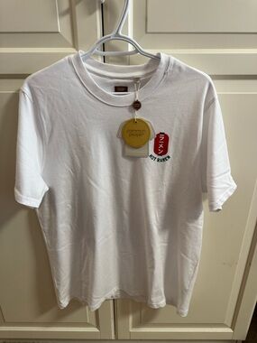 Common People Men’s White Short Sleeve 'Hot Ramen' Graphic Tee